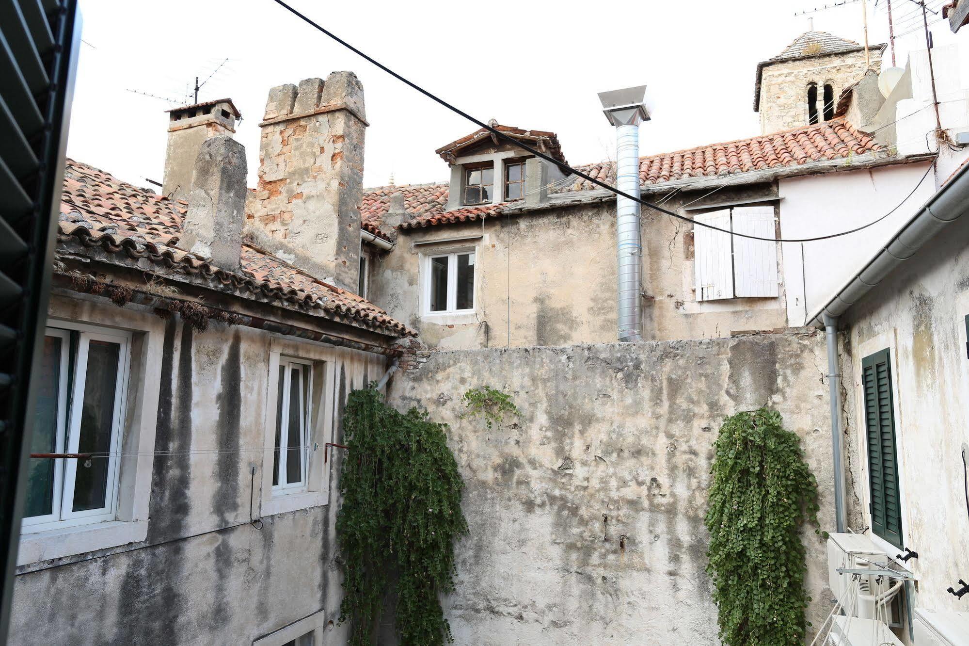 Malena Palace Experience Split Exterior photo