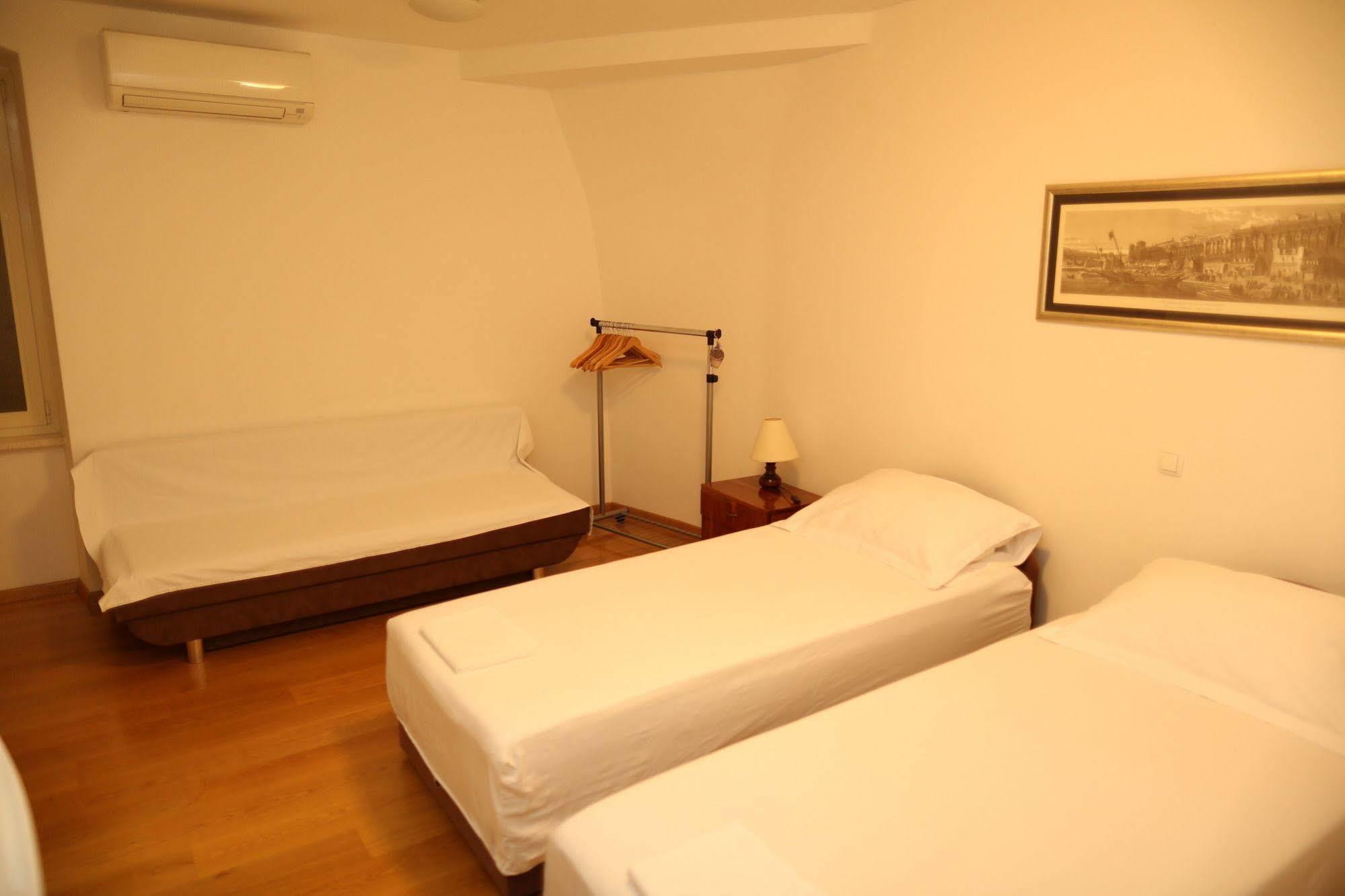 Malena Palace Experience Split Exterior photo